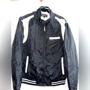Like New Members Only Men’s Classic Iconic Racer Jacket in Black/White Size L